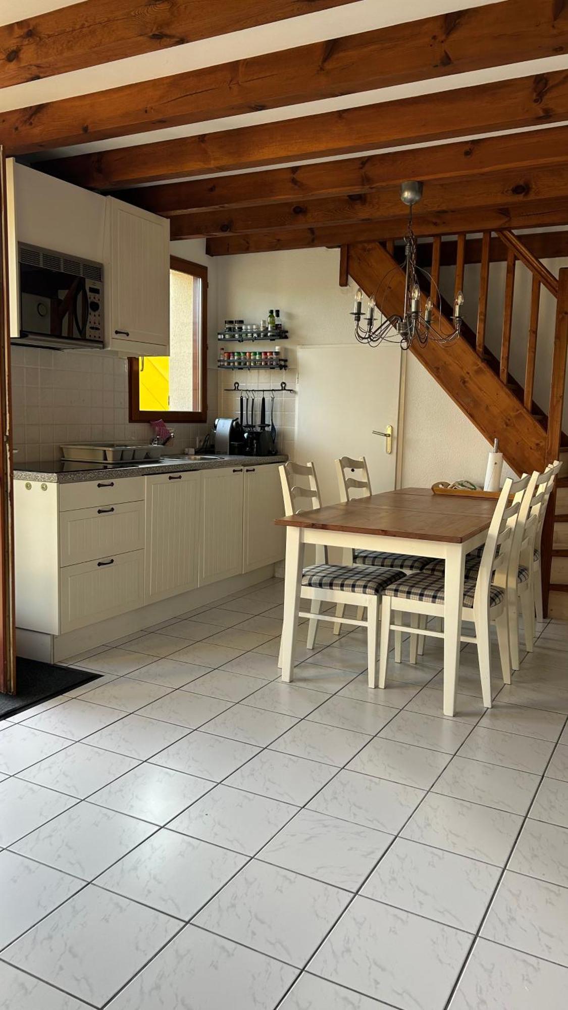 Jolie Maison De Vacances Avec Terrasse Et Jardin Saint-Julien-en-Born Esterno foto