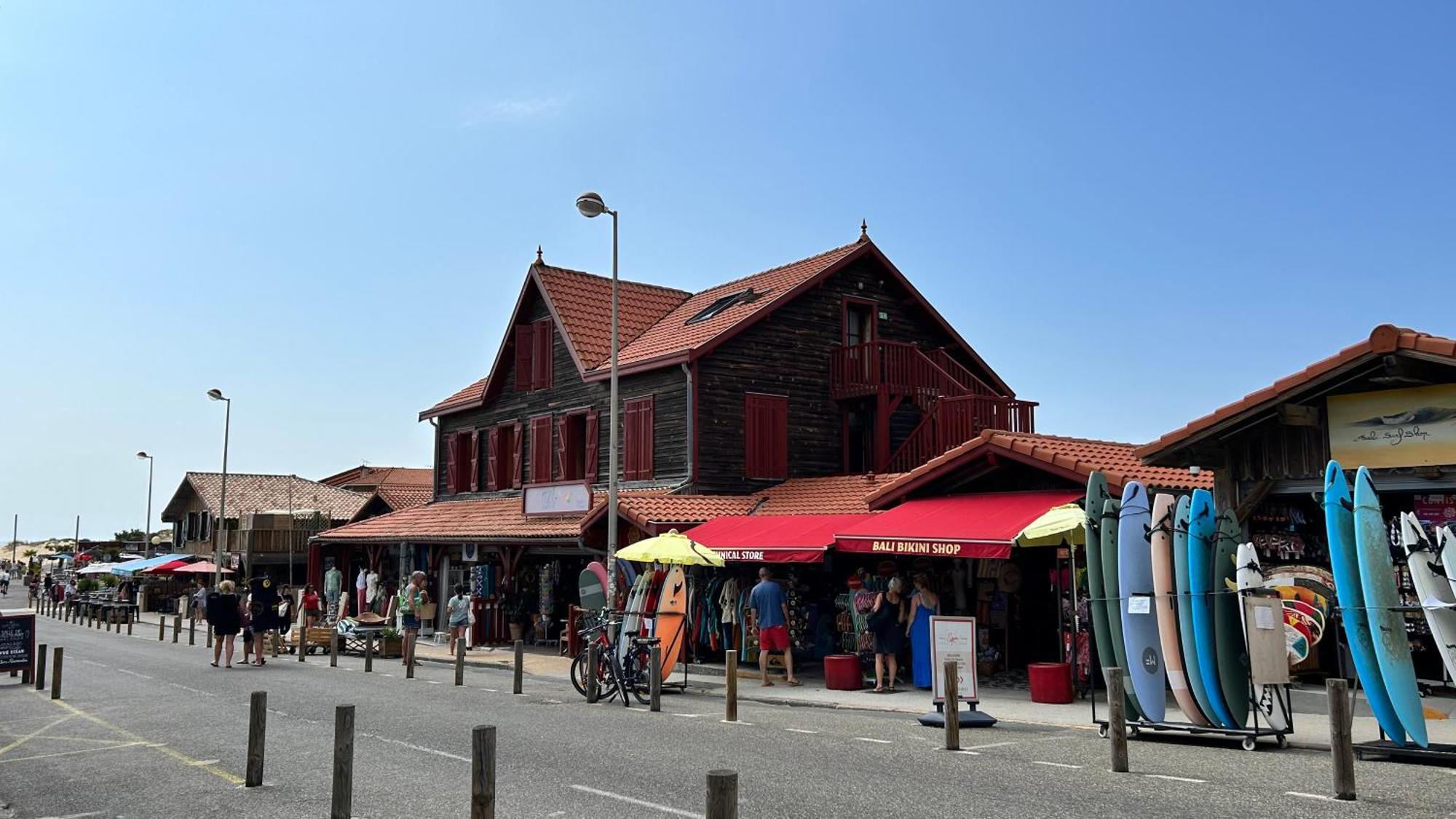 Jolie Maison De Vacances Avec Terrasse Et Jardin Saint-Julien-en-Born Esterno foto